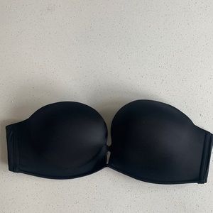 Victoria’s Secret bombshell black strapless bra 34D